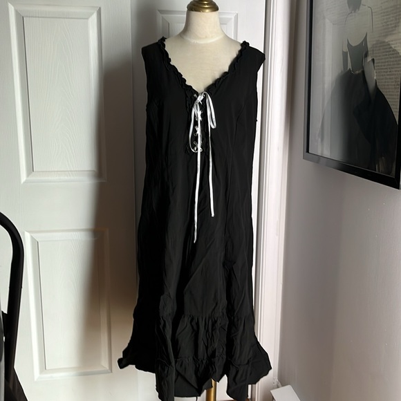 *GOTHIC LACE UP FRONT AND BACK MAXI DRESS BY CLAIRE FRANCE - Picture 15 of 17
